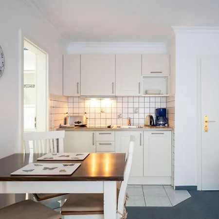 Hoppe 9 Modern Retreat * Westerland